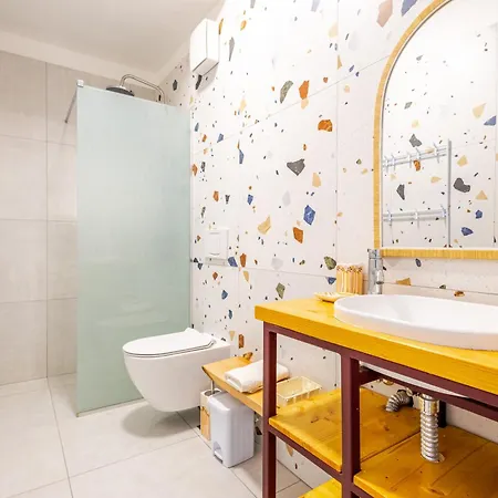Appartement Modern With Parking - 10 Min Walk To Center Tirana
